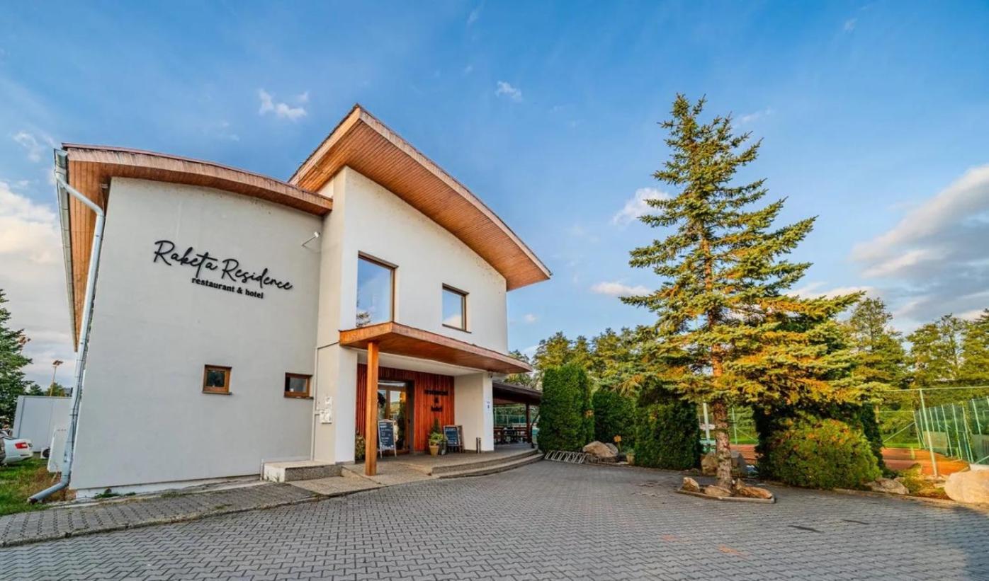 Raketa Residence, Restaurant & Hotel Prievidza Zewnętrze zdjęcie